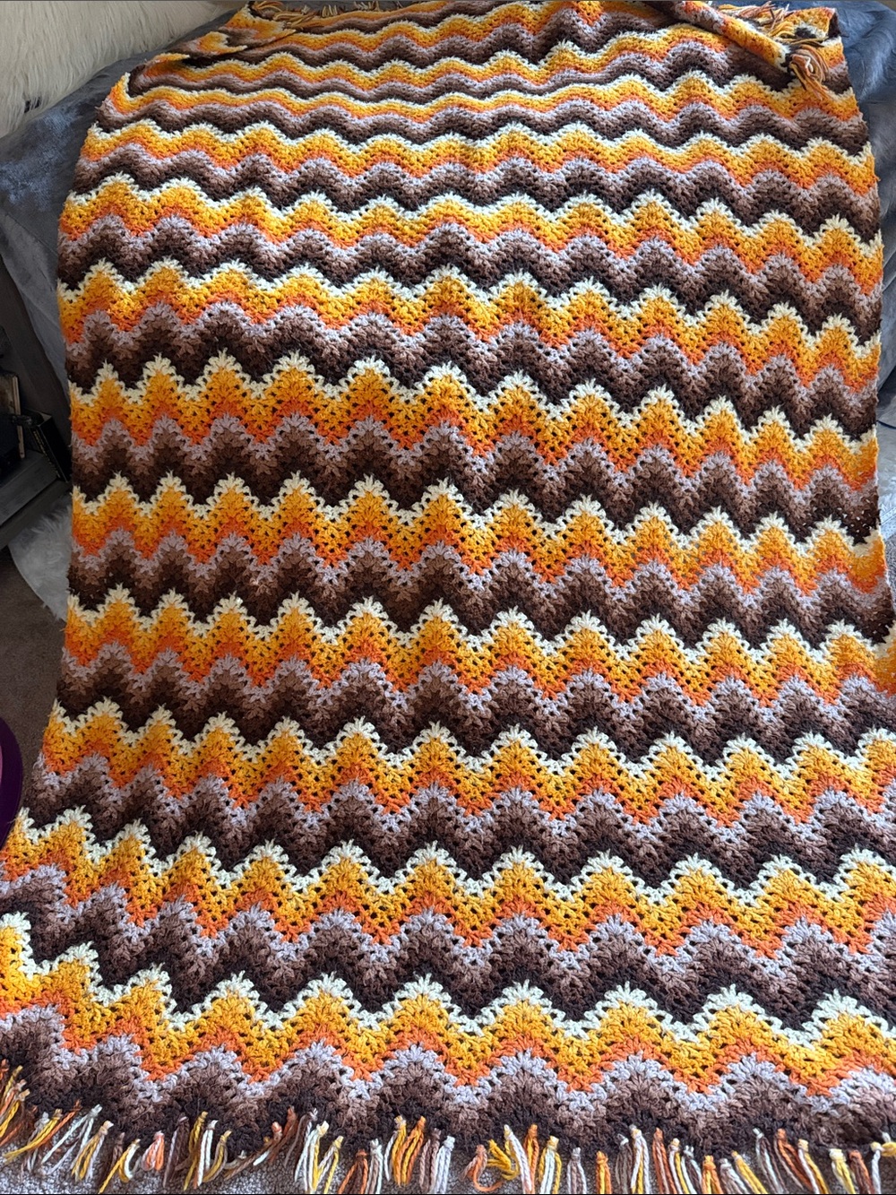 Hand Crafted Zigzag Chevron Throw in Yellow, Orange, Brown, Cream - Picture 4 of 7